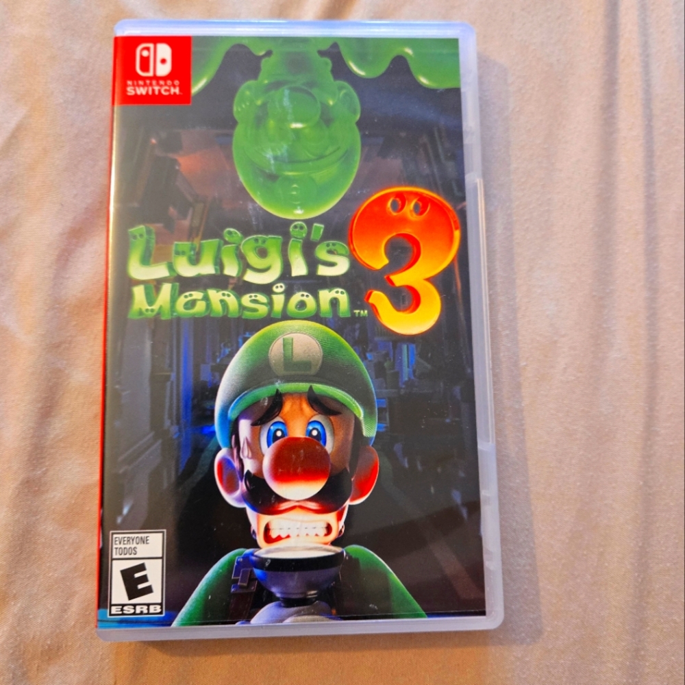 Luigi's Mansion Nintendo switch game